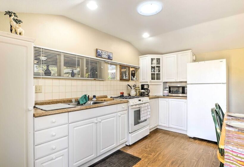 Cozy Arroyo Grande Cottage W/ Patio & Grill!