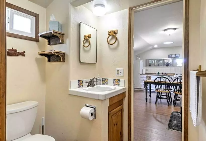 Cozy Arroyo Grande Cottage W/ Patio & Grill!