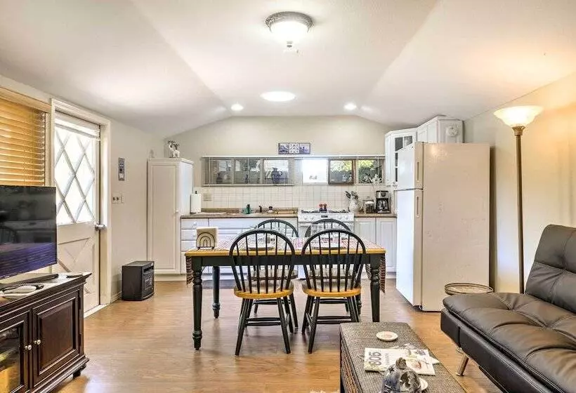 Cozy Arroyo Grande Cottage W/ Patio & Grill!