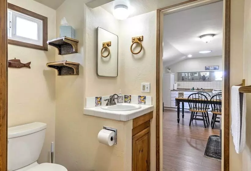 Cozy Arroyo Grande Cottage W/ Patio & Grill!