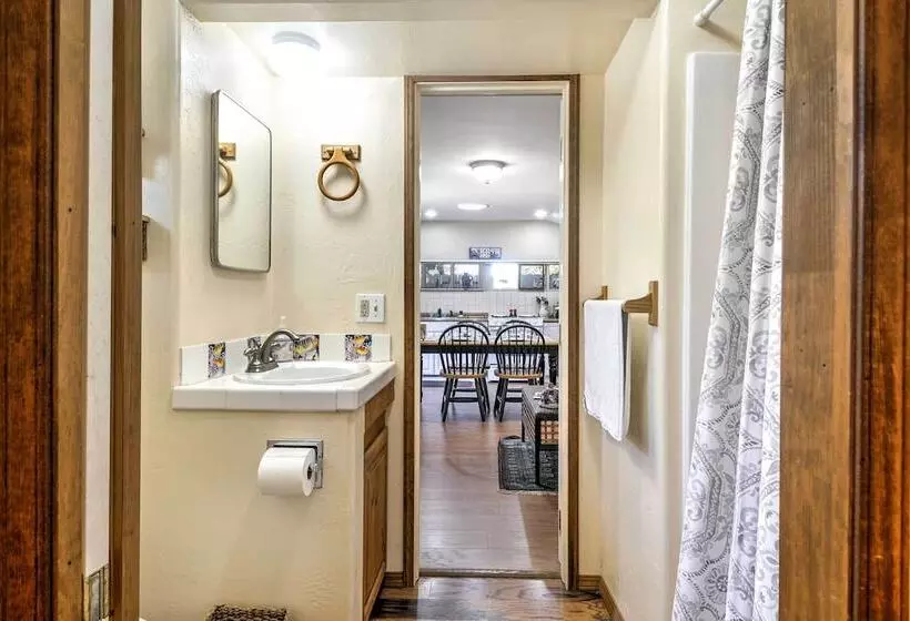 Cozy Arroyo Grande Cottage W/ Patio & Grill!