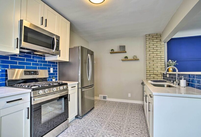 Cozy Home: Wifi, Parking, 5 Mi To Dtwn Mpls!