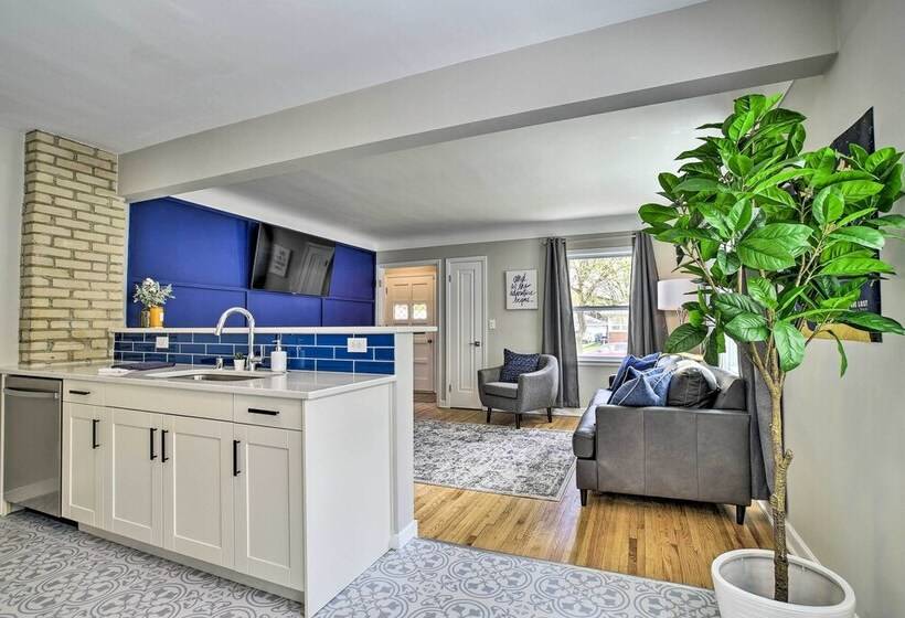 Cozy Home: Wifi, Parking, 5 Mi To Dtwn Mpls!