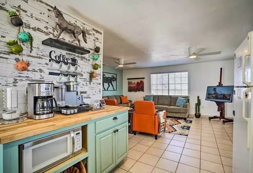 Desert Escape   Hot Tub, Fire Pit & Grill