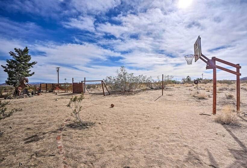 Desert Escape   Hot Tub, Fire Pit & Grill