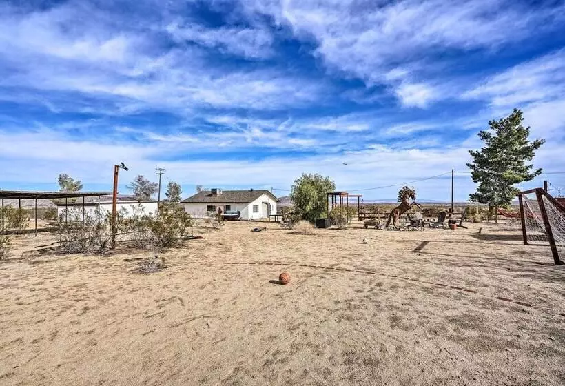 Desert Escape   Hot Tub, Fire Pit & Grill