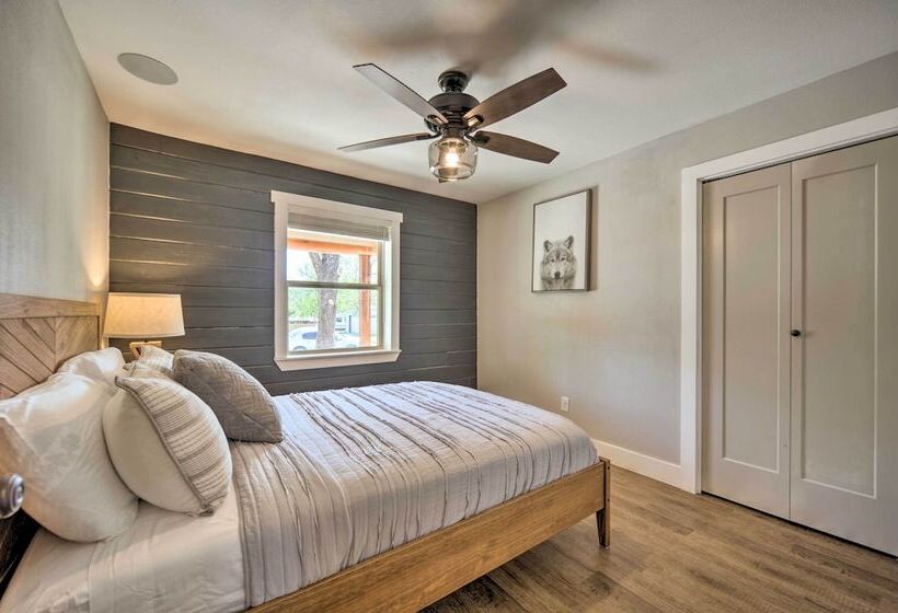 Gorgeous Cabin W/ Pergolas, Walk To River!