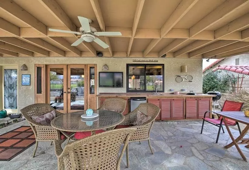 Indio Escape W/ Fire Pit & Resort Amenities!