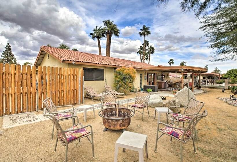 Indio Escape W/ Fire Pit & Resort Amenities!