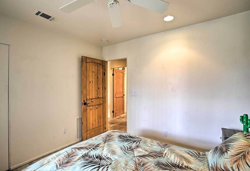 Indio Escape W/ Fire Pit & Resort Amenities!