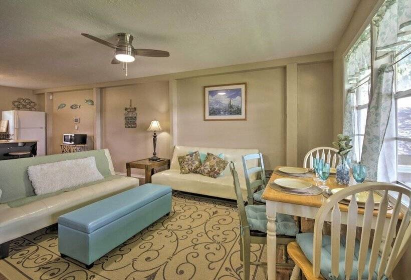 Lakefront Livingston Home W/ Community Amenities!