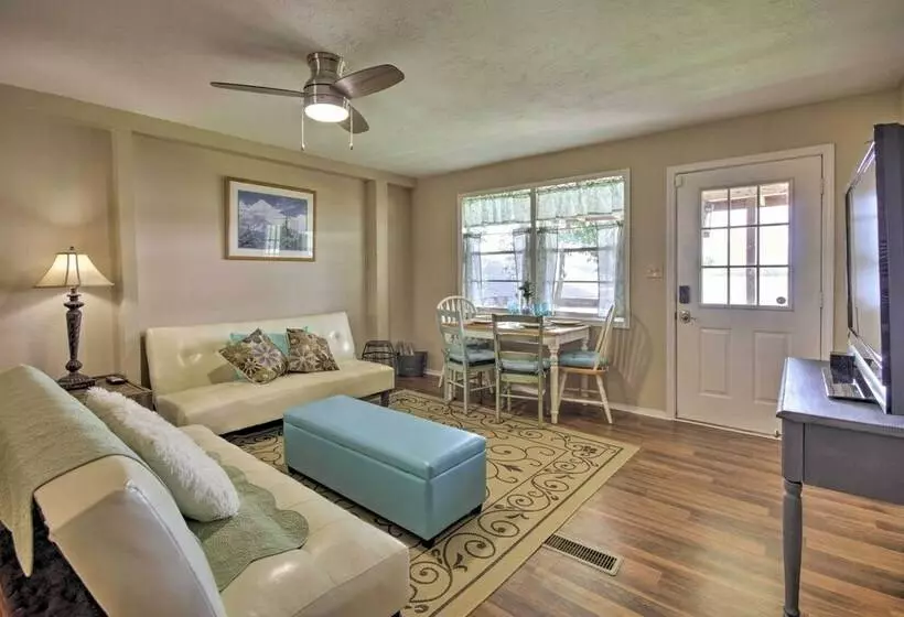 Lakefront Livingston Home W/ Community Amenities!