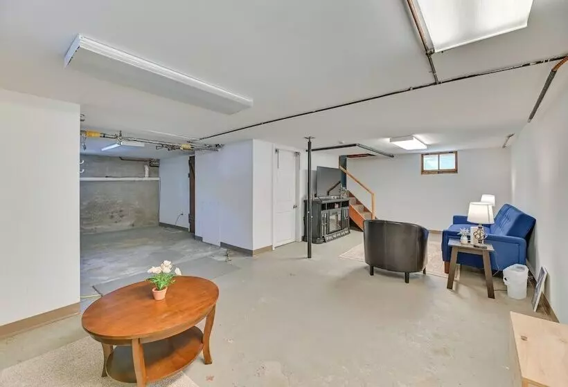 Lovely Hammondsport Home, Walk To Keuka Lake!