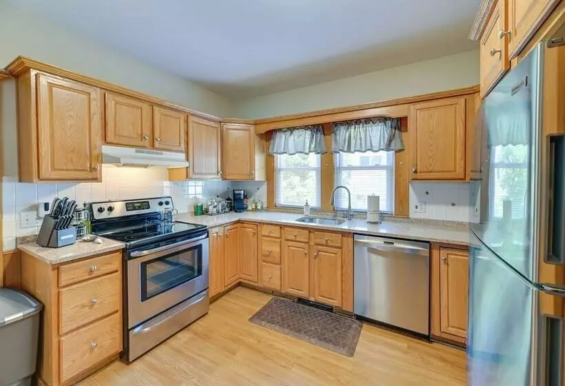 Lovely Hammondsport Home, Walk To Keuka Lake!