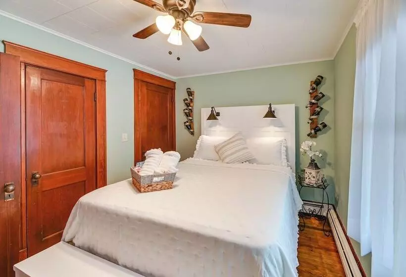 Lovely Hammondsport Home, Walk To Keuka Lake!