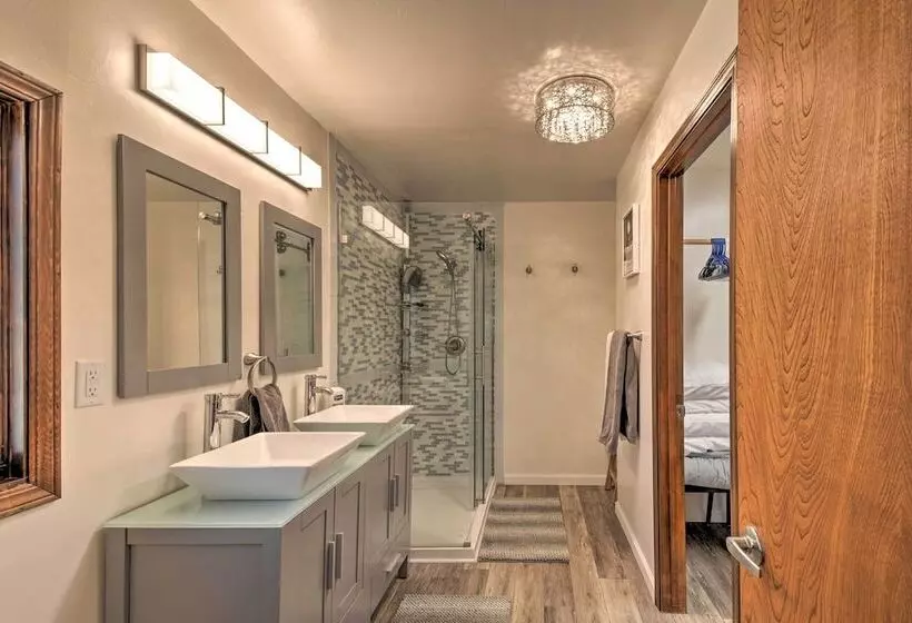 Lovely Yosemite Area Home W/ Hilltop Mtn View