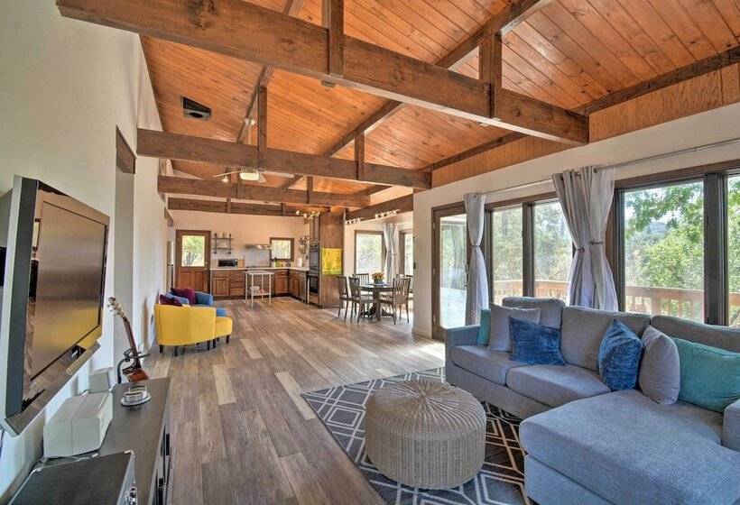 Lovely Yosemite Area Home W/ Hilltop Mtn View