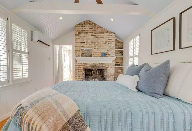 Luxe Fairhope Home W/ Covered Patio: Walk To Bay