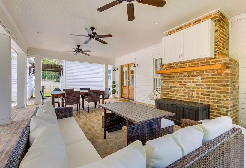 Luxe Fairhope Home W/ Covered Patio: Walk To Bay