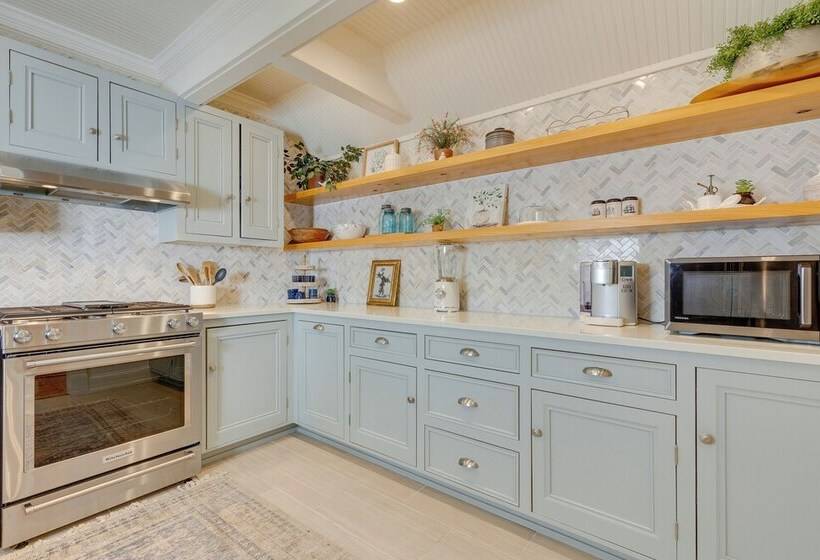 Luxe Fairhope Home W/ Covered Patio: Walk To Bay