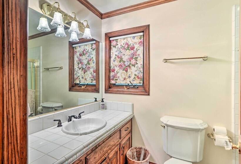 Ornate Lake Arrowhead Home With Deck