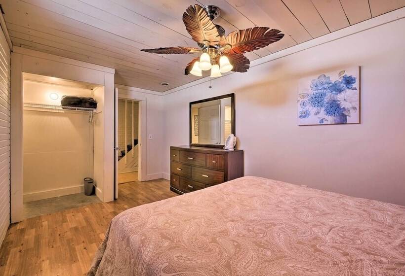 Peaceful Cottage In The Heart Of Amish Country!