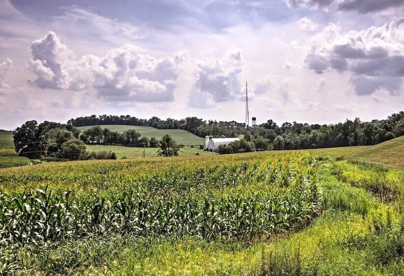 Peaceful Cottage In The Heart Of Amish Country!
