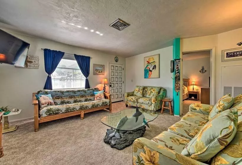 Pet Friendly Bradenton Home ~ 3 Mi To Cortez Beach