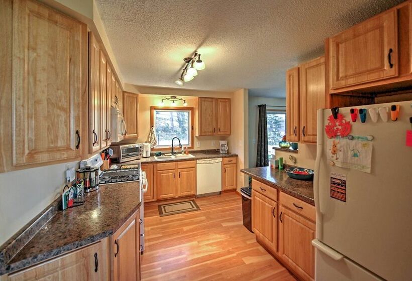 Quaint Duluth Hideaway W/ Private Fenced In Yard!