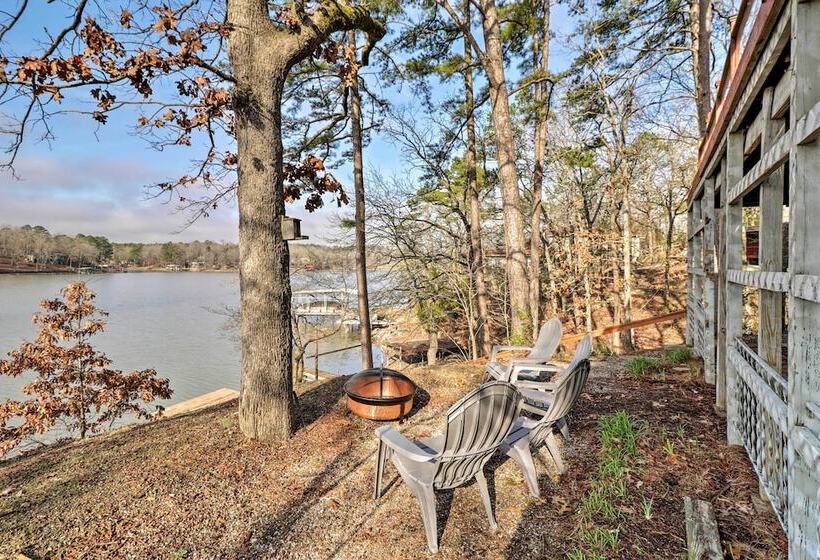 Riverfront Deck + Fire Pit: Hot Springs Retreat!
