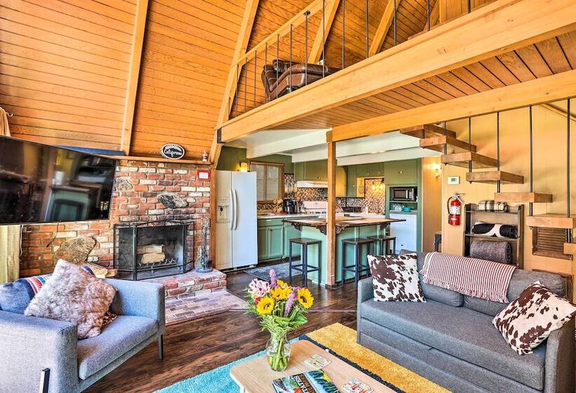 Running Springs A Frame W/ Deck & Mtn Views!