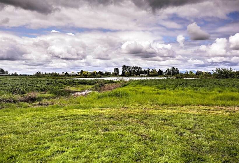 Rural Cottage 20 Min To Eugene W/ Mt Tom Views!