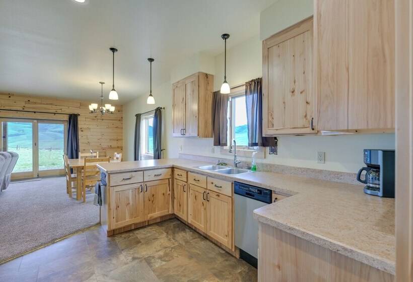 Rural Divide Cabin W/ Mountain Views!