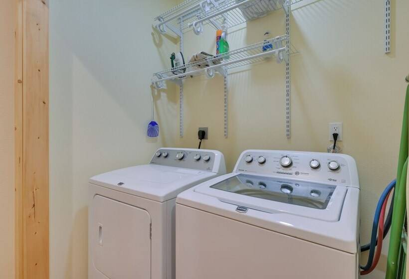 Rural Divide Cabin W/ Mountain Views!