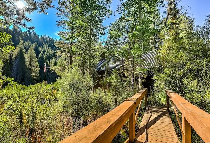 Rustic Riverfront Truckee Cabin W/ Gas Grill!