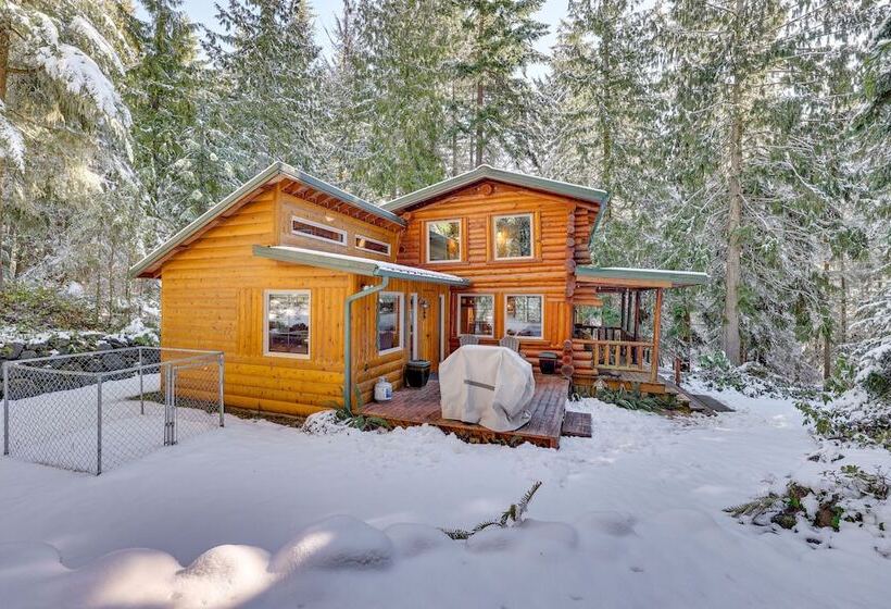 Rustic Sequim Cabin W/ Fire Pit & Forested Views!
