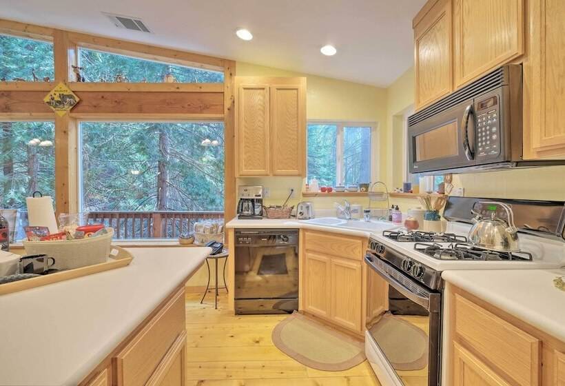 Walk To Big Trees State Park: Cabin W/ Deck!