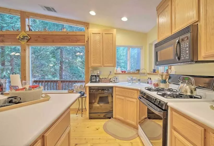 Walk To Big Trees State Park: Cabin W/ Deck!