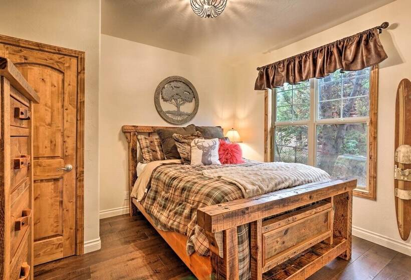 5 Mi To Big Bear Lake: Home W/ Hot Tub!