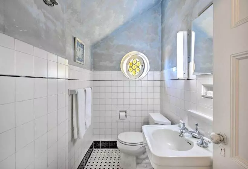 The Castle  Hacienda Heights Home W/ Patio & Pool