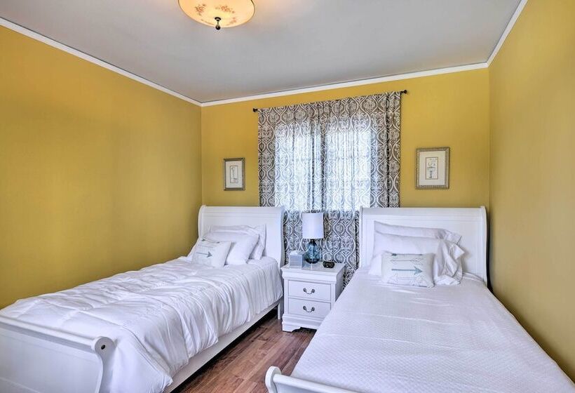 The Castle  Hacienda Heights Home W/ Patio & Pool