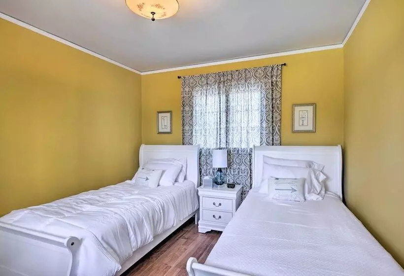 The Castle  Hacienda Heights Home W/ Patio & Pool