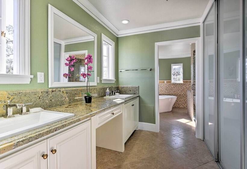 The Castle  Hacienda Heights Home W/ Patio & Pool