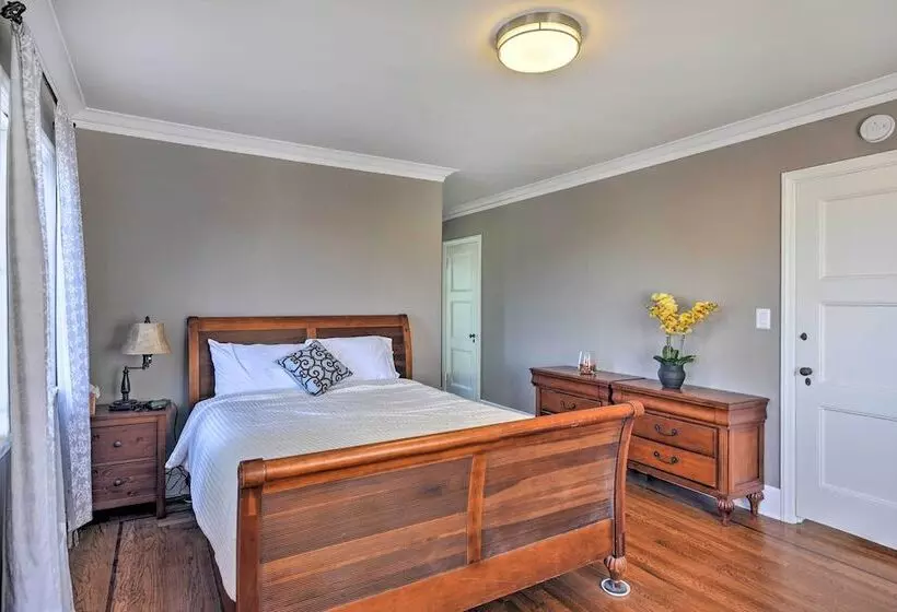 The Castle  Hacienda Heights Home W/ Patio & Pool