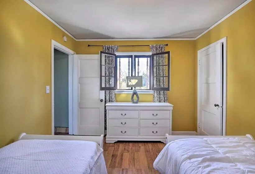 The Castle  Hacienda Heights Home W/ Patio & Pool