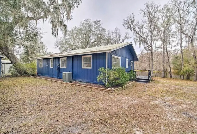 Unplugged Withlacoochee Riverfront Retreat!