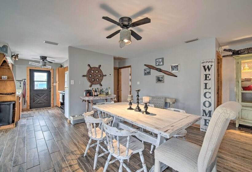 Unplugged Withlacoochee Riverfront Retreat!