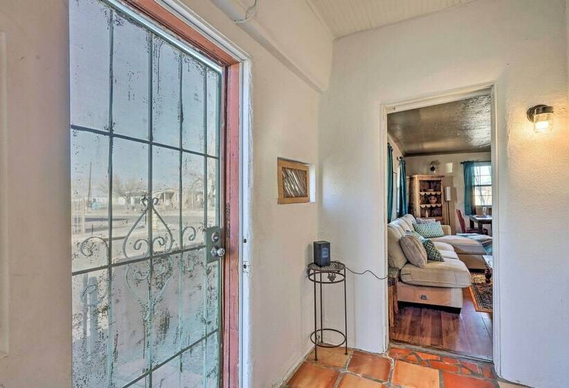Welcoming Albuquerque Home Near Old Town!