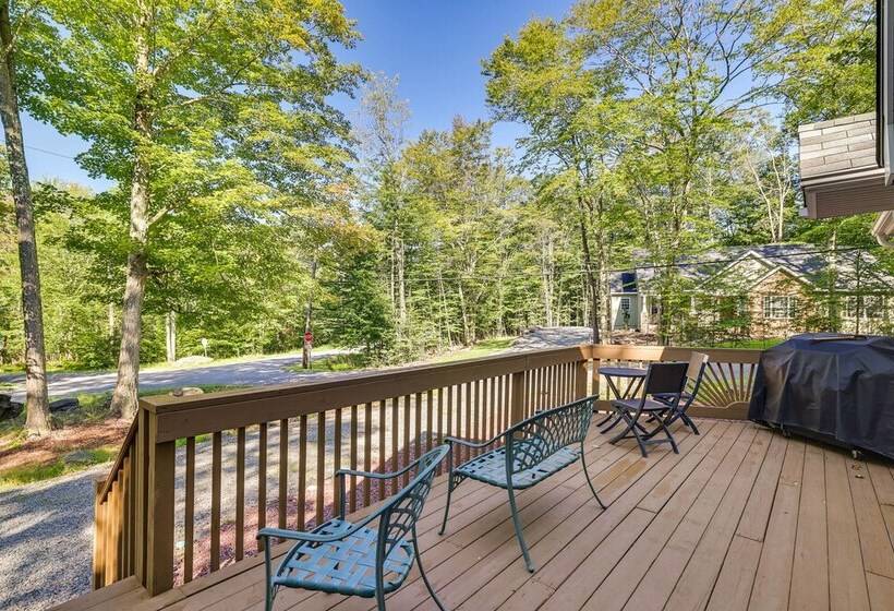 Arrowhead Lake Cabin W/ Hot Tub & Fire Pit!