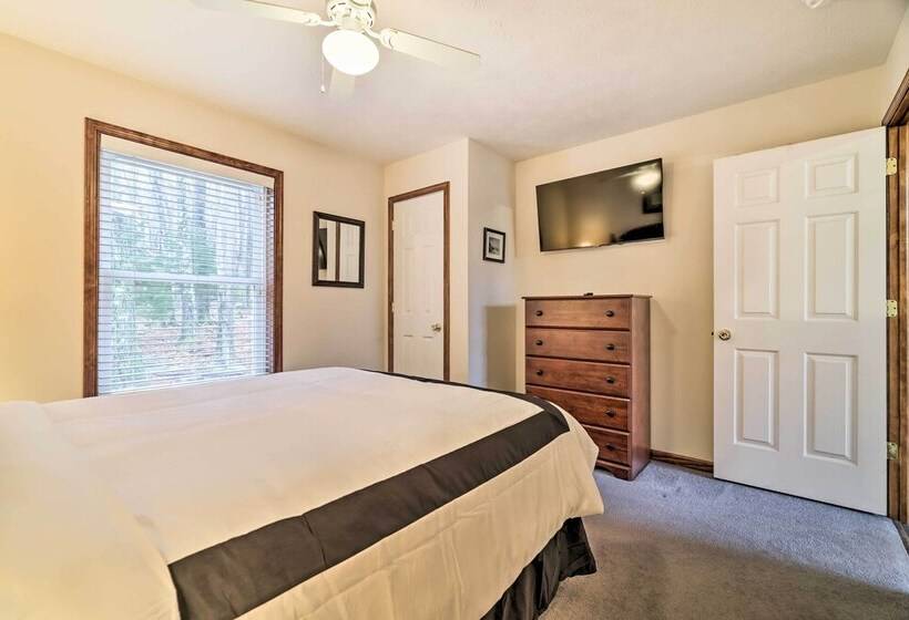 Arrowhead Lake Cabin W/ Hot Tub & Fire Pit!